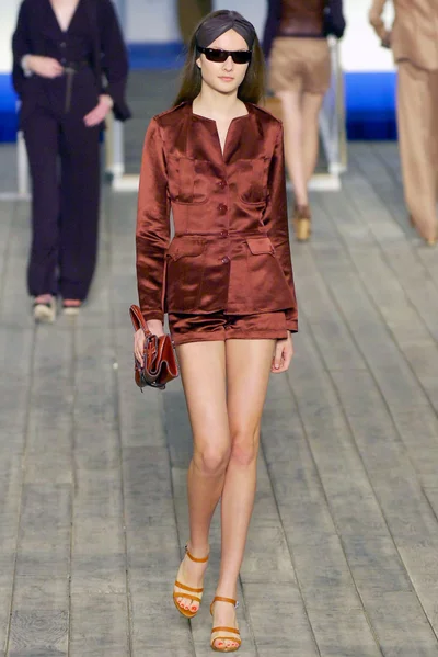 Look 27